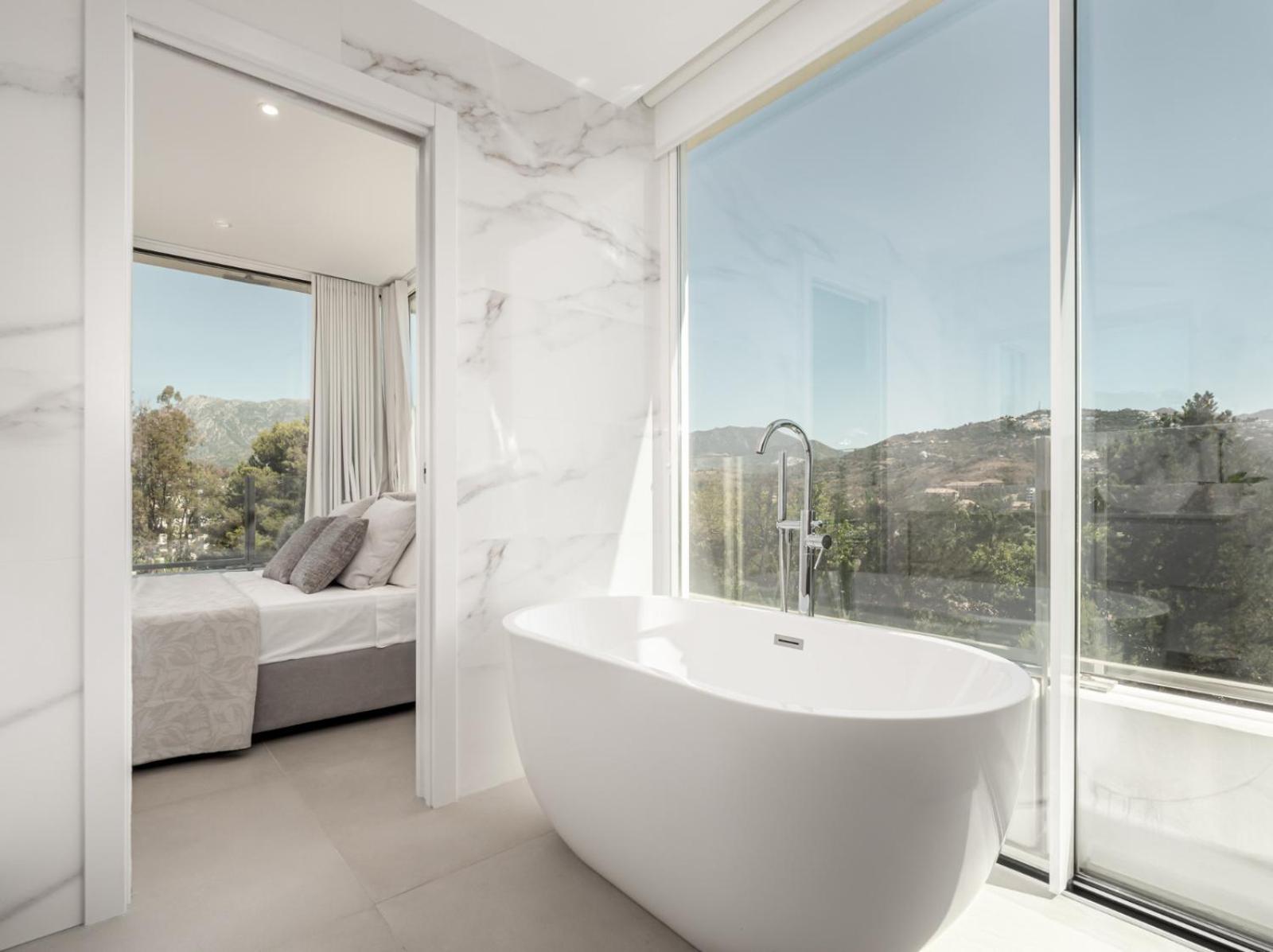 Apartment Con Vistas Al Mar, La Concha Y Rio Real *